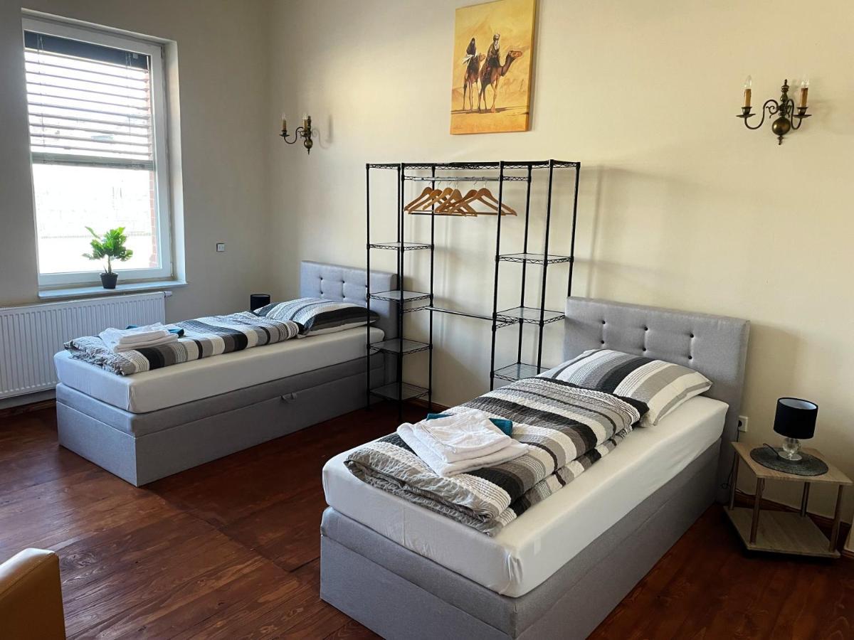Dz Appartements - Ferienwohnung Mit Klimaanlage, Whirlpool Und Freiem Wlan - Ruhige, Zentrale Lage In Wittenberge Esterno foto